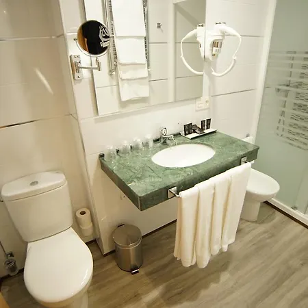 Infante Hotel 3*