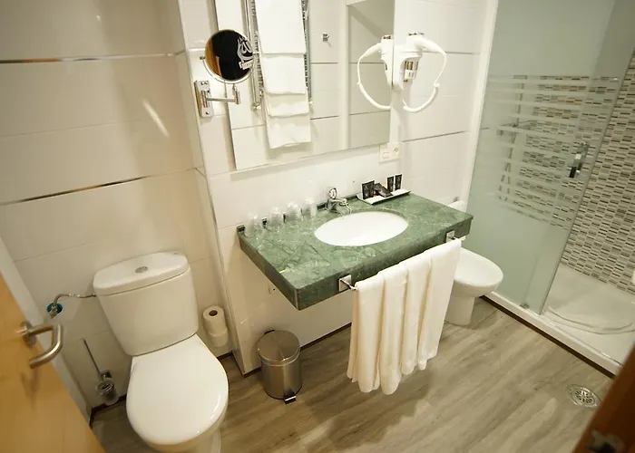Infante Hotel 3*